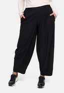 'Livia' Pants – relaxed fit, clean design & stretch